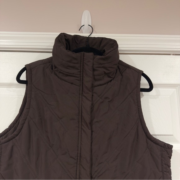 Daisy Fuentes Lightweight Puffer Vest Chocolate Brown Size Junior XL - Picture 2 of 9